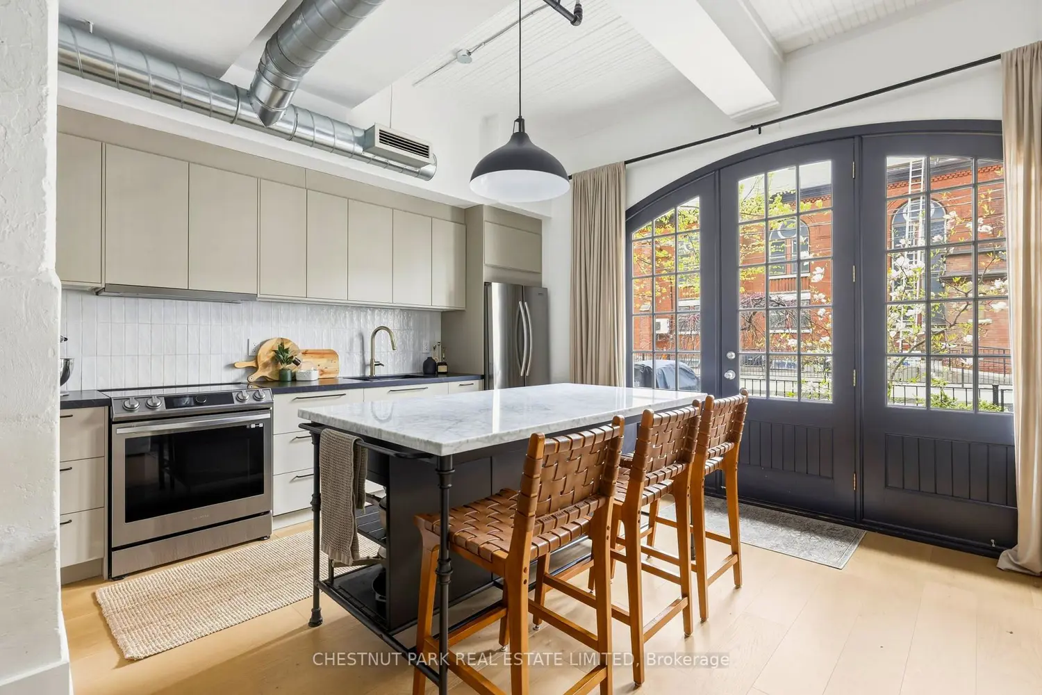 183 Dovercourt Road 107 photo 4