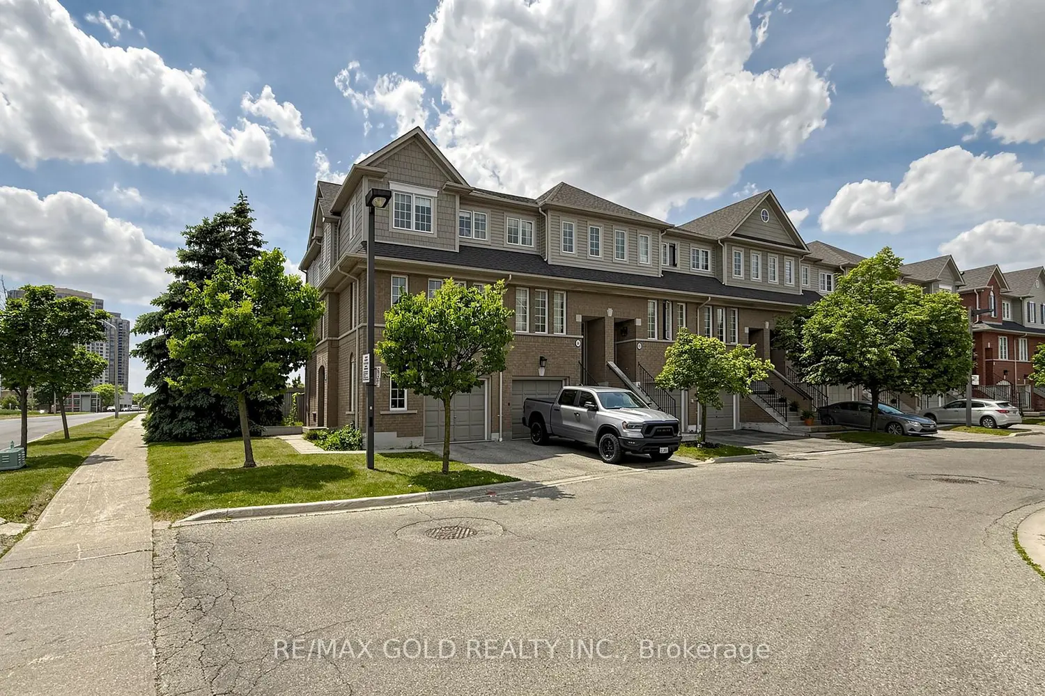 4950 Albina Way 182