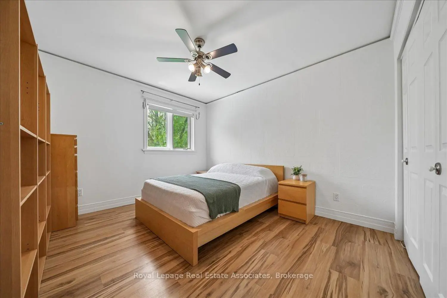 1168 Canterbury Road photo 4