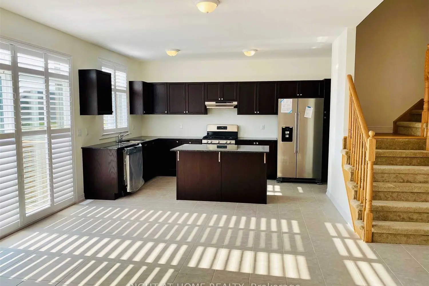 24 Summer Breese Drive photo 5