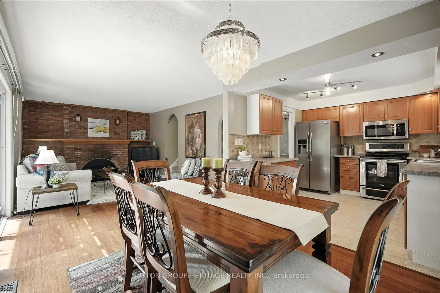 184 Pirates Glen Drive photo 4