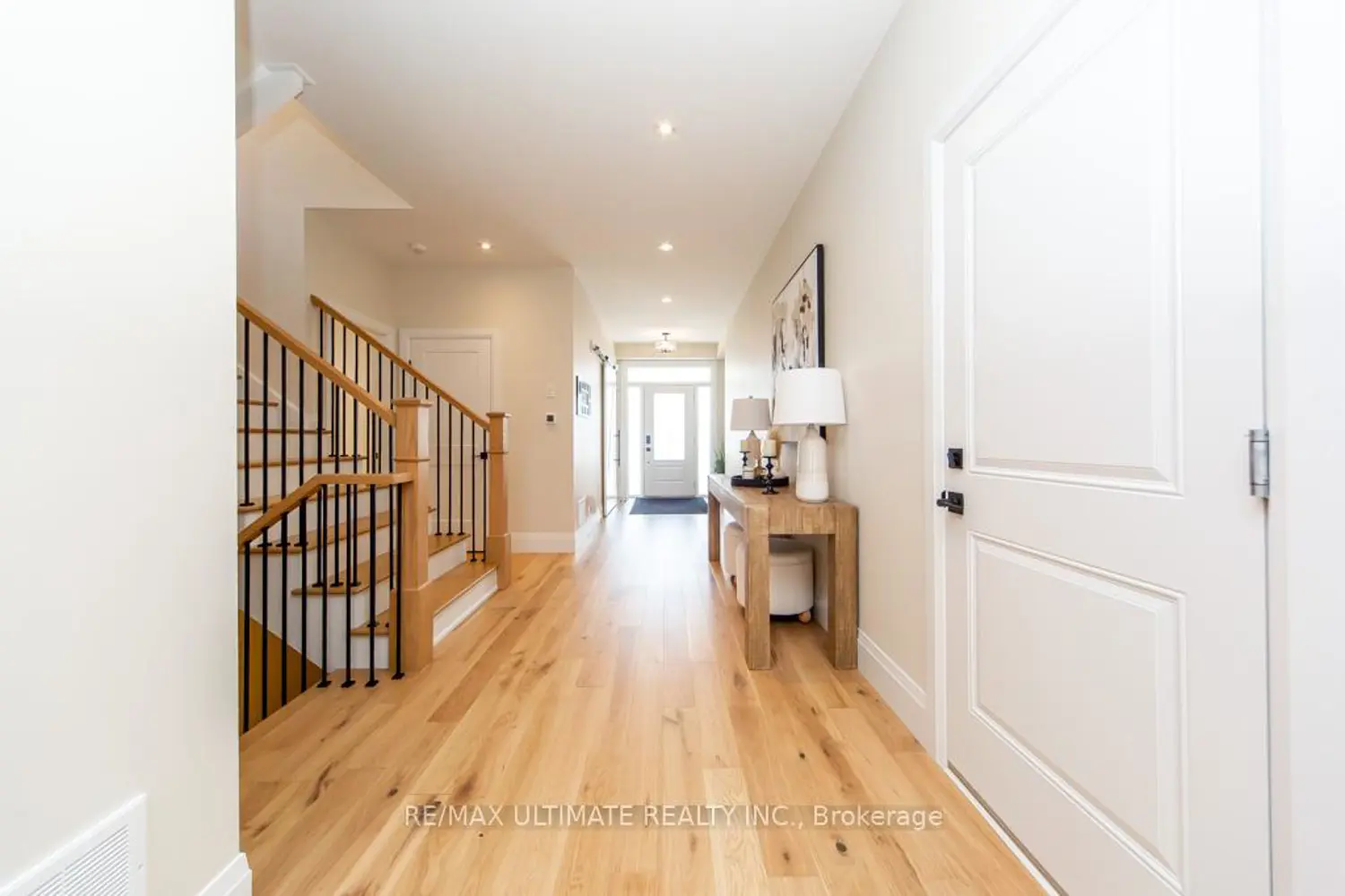 100 Watershore Drive 6