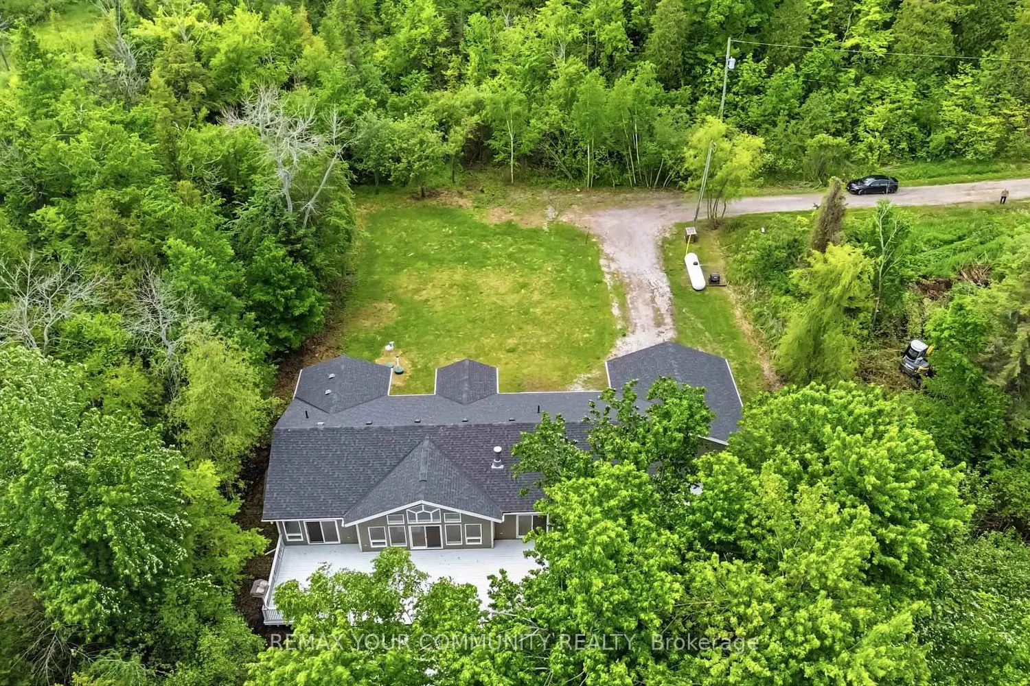 1699 Chief Joseph Snake Road photo 5