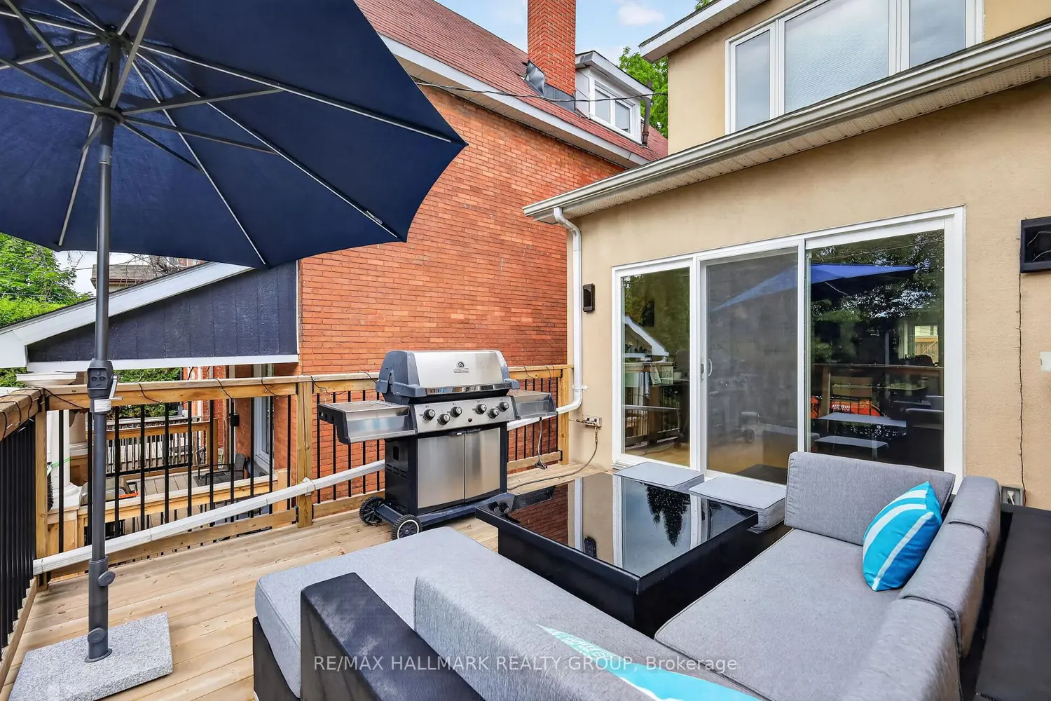 303B James Street photo 4