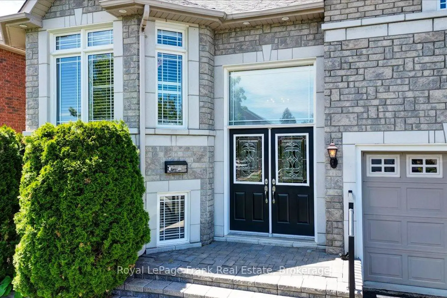 743 Fortye Drive photo 2
