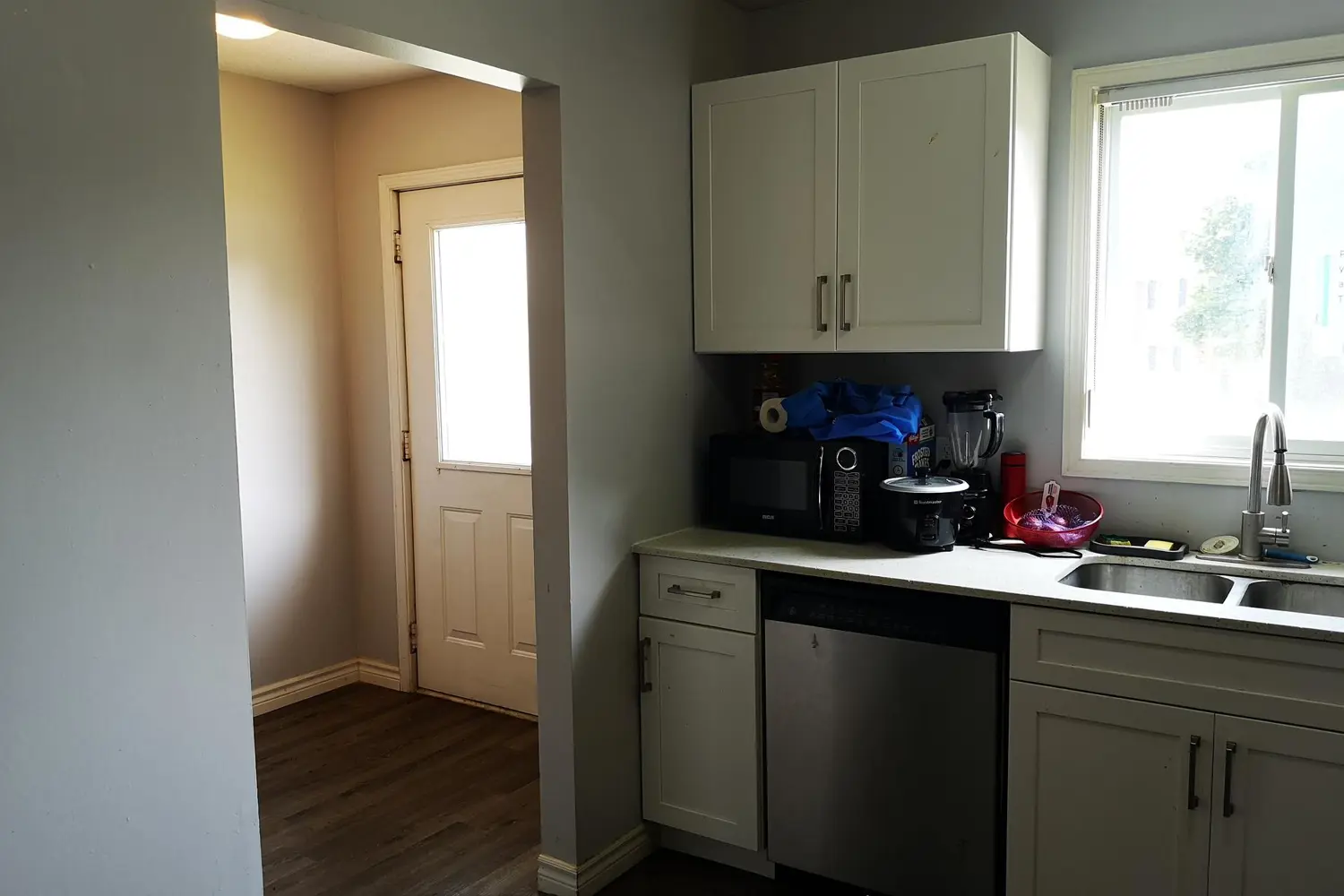 190 Fleming Drive 21 photo 4