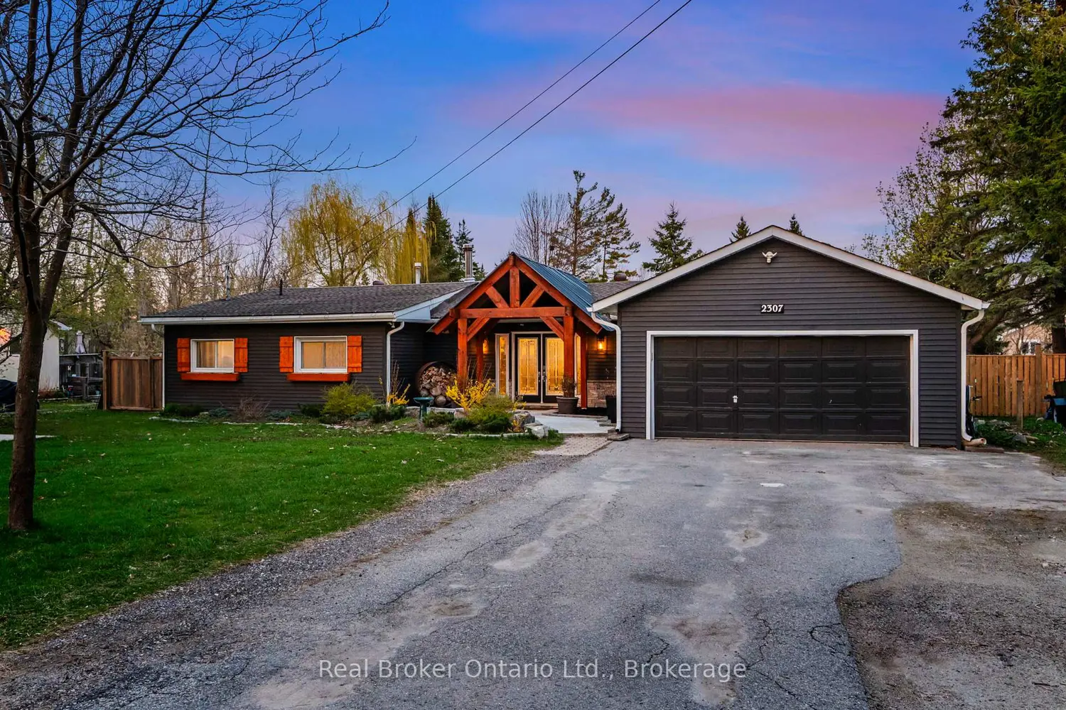 2307 Somers Boulevard photo 3