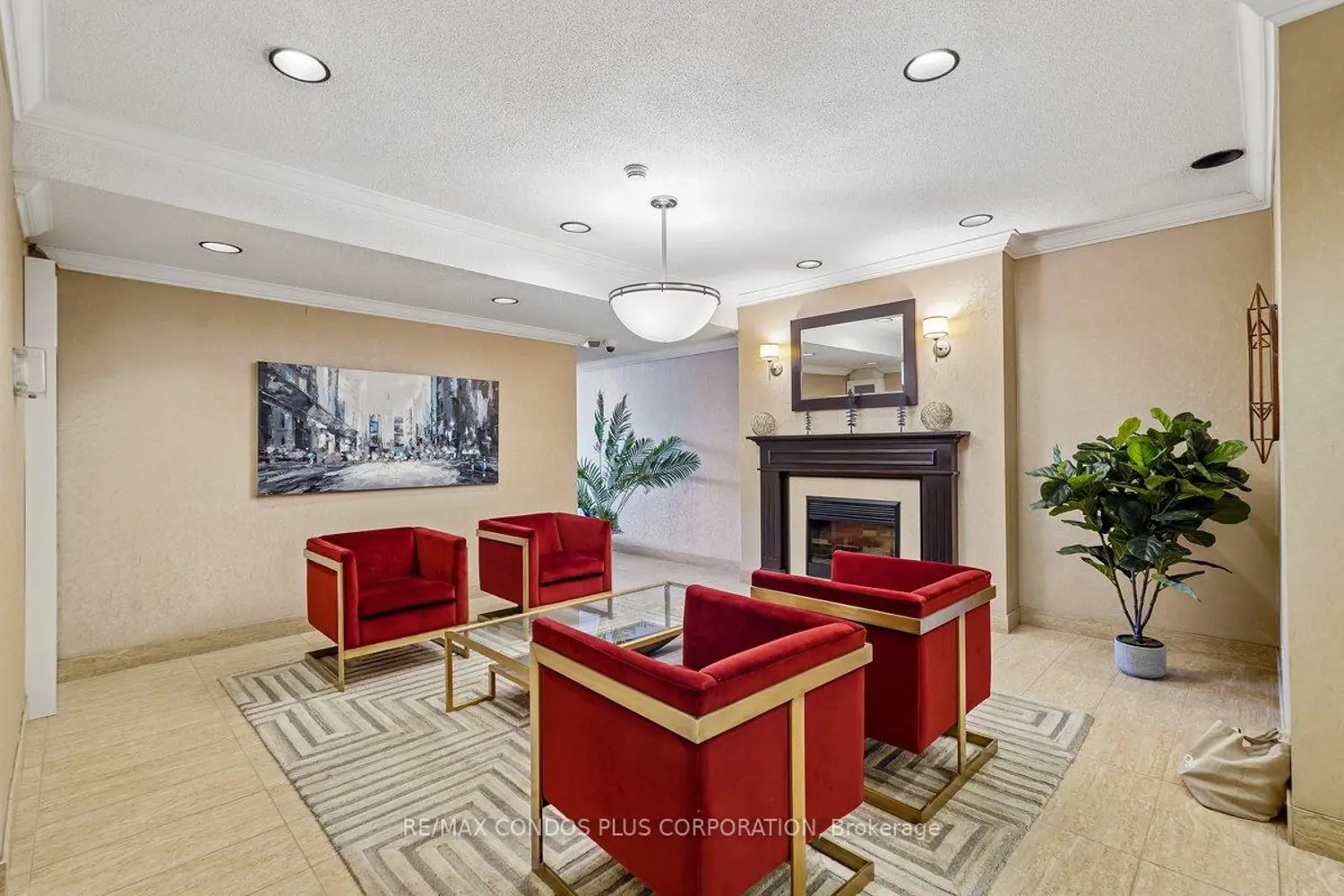 250 Scarlett Road 1307 photo 3