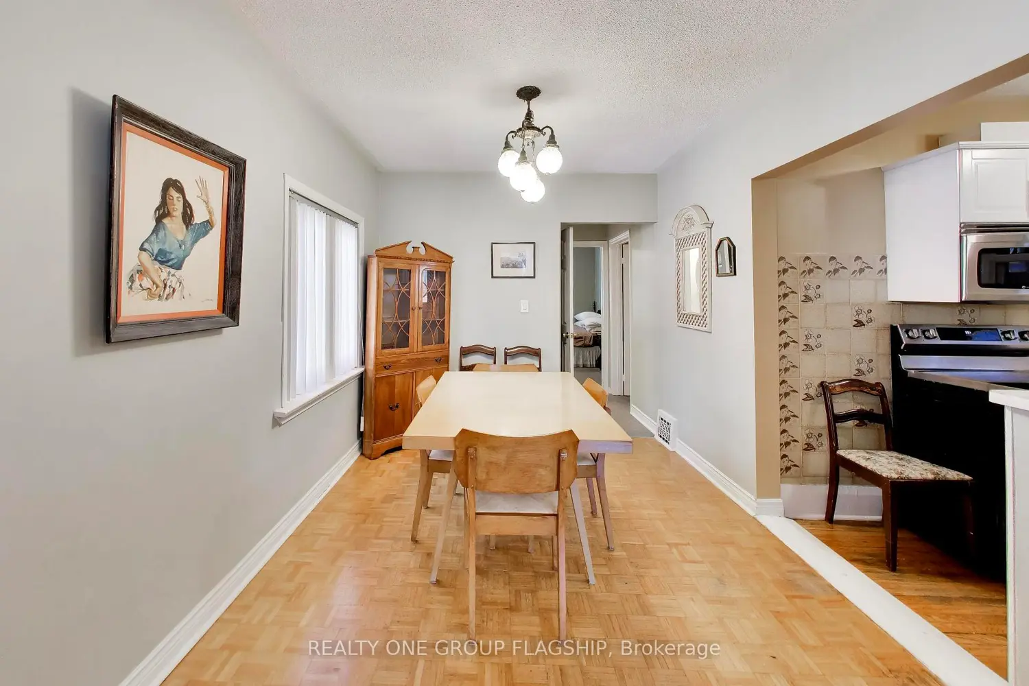 55 Frater Avenue photo 4