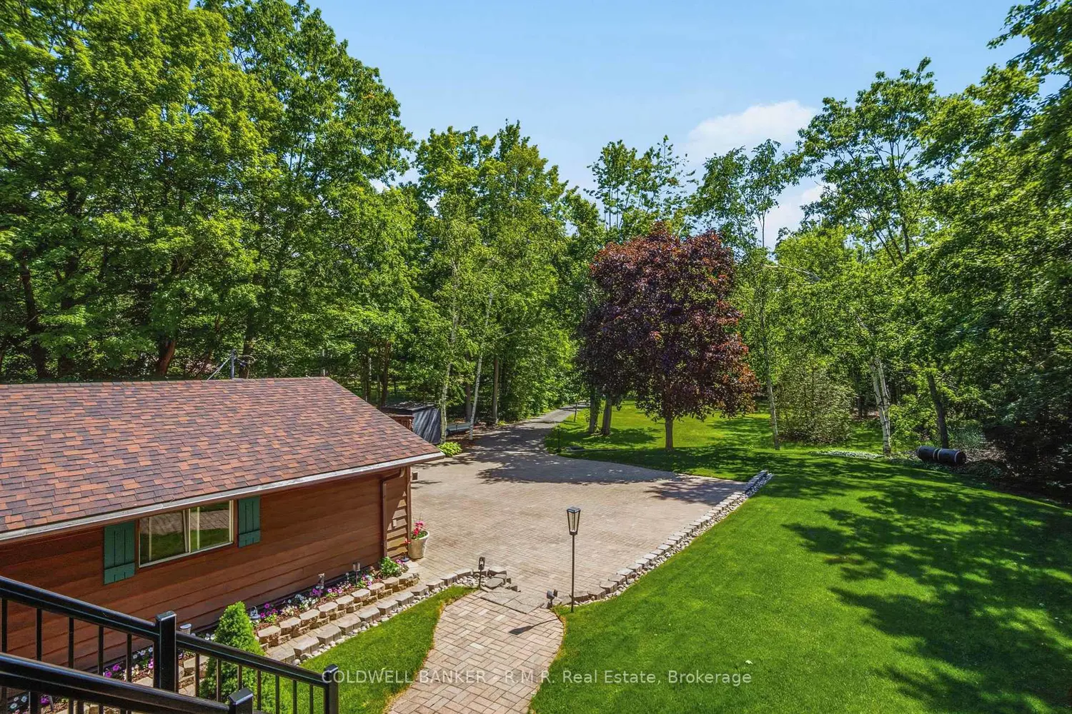 207 Hall Drive photo 4