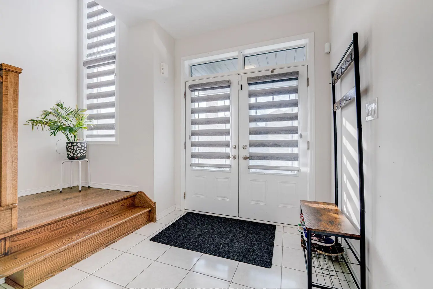 26 Lillian Way photo 3