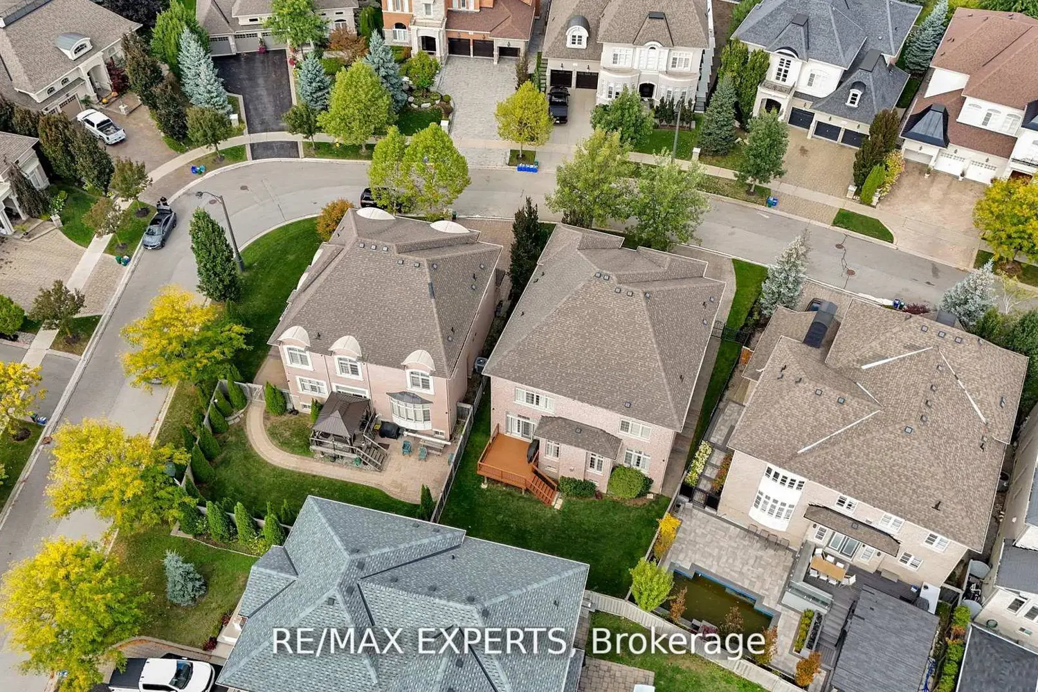 134 Orleans Circle photo 2
