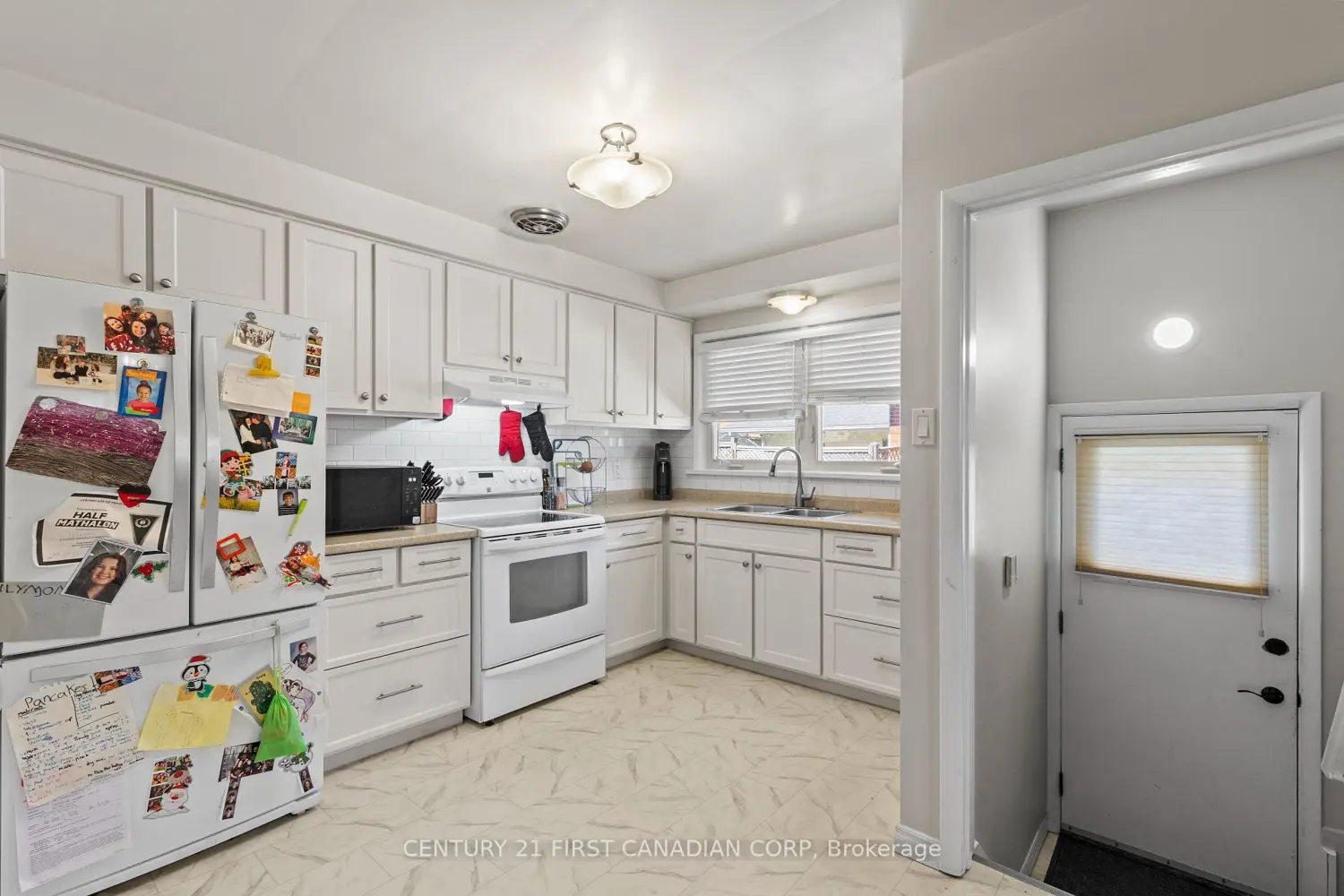 407 Vermont Avenue photo 5