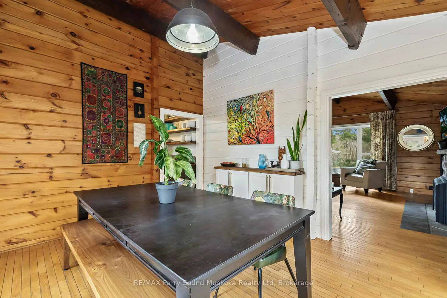 11 Brenda Avenue photo 3