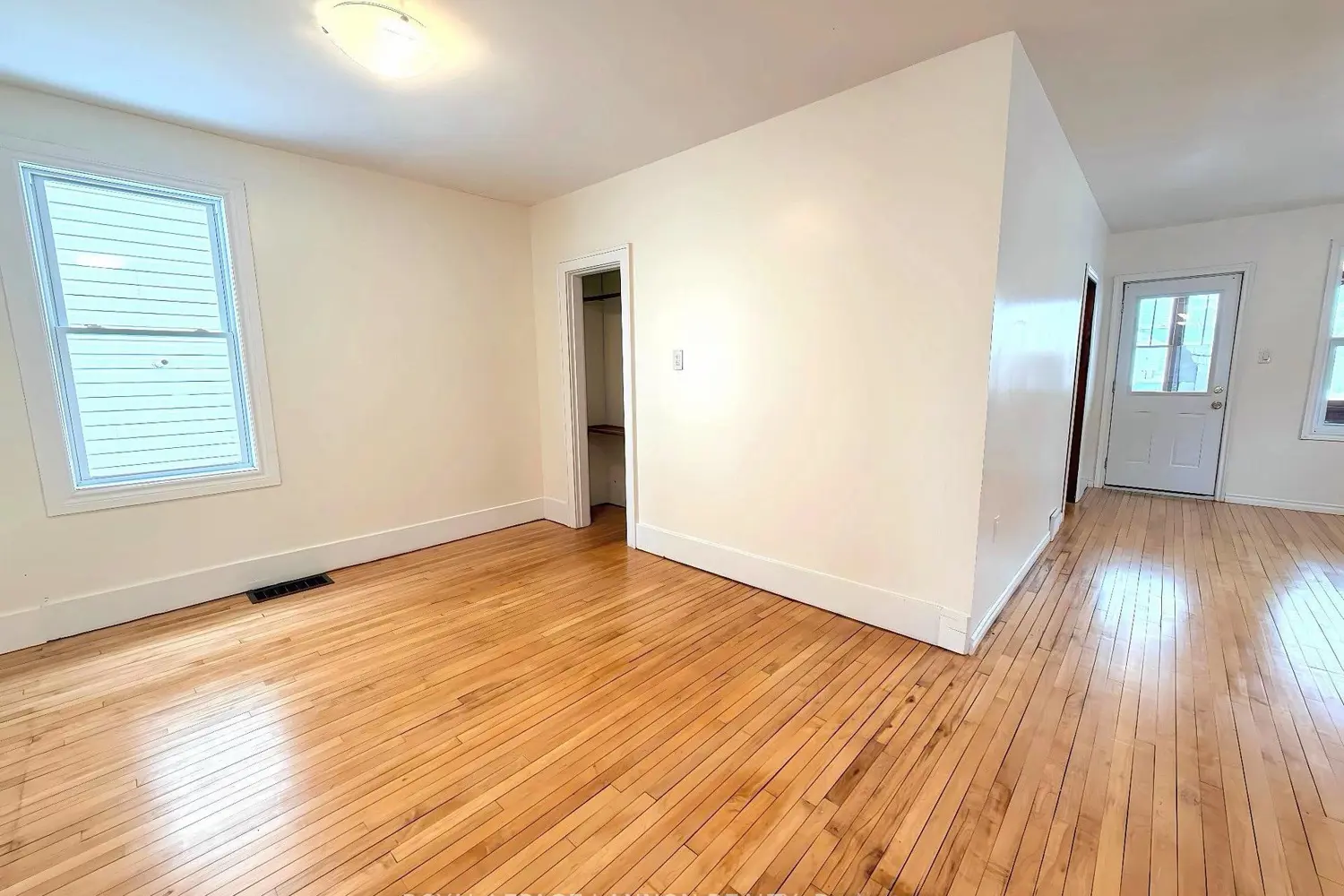 205 Second Avenue photo 5