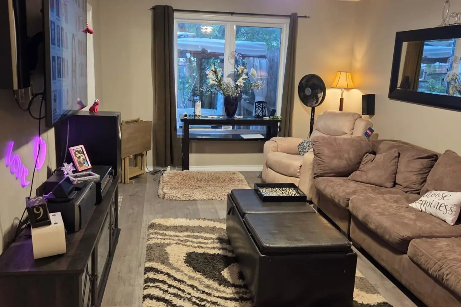 21 Fuller Drive photo 3