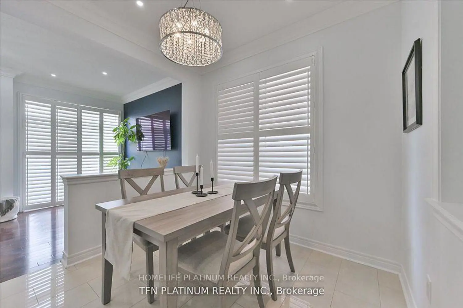 29 Brown Lane photo 3