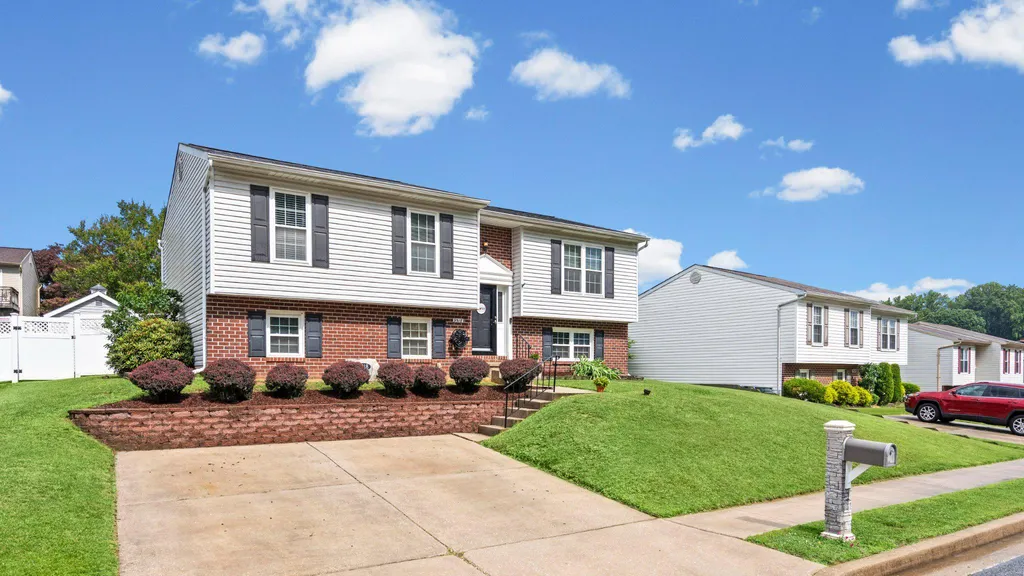 9518 Oakbranch Way, Baltimore, MD 21236 photo 3