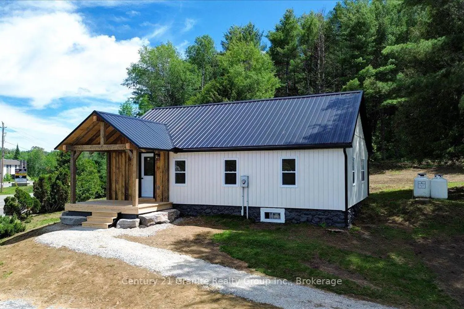 27607 Hwy 62 Highway