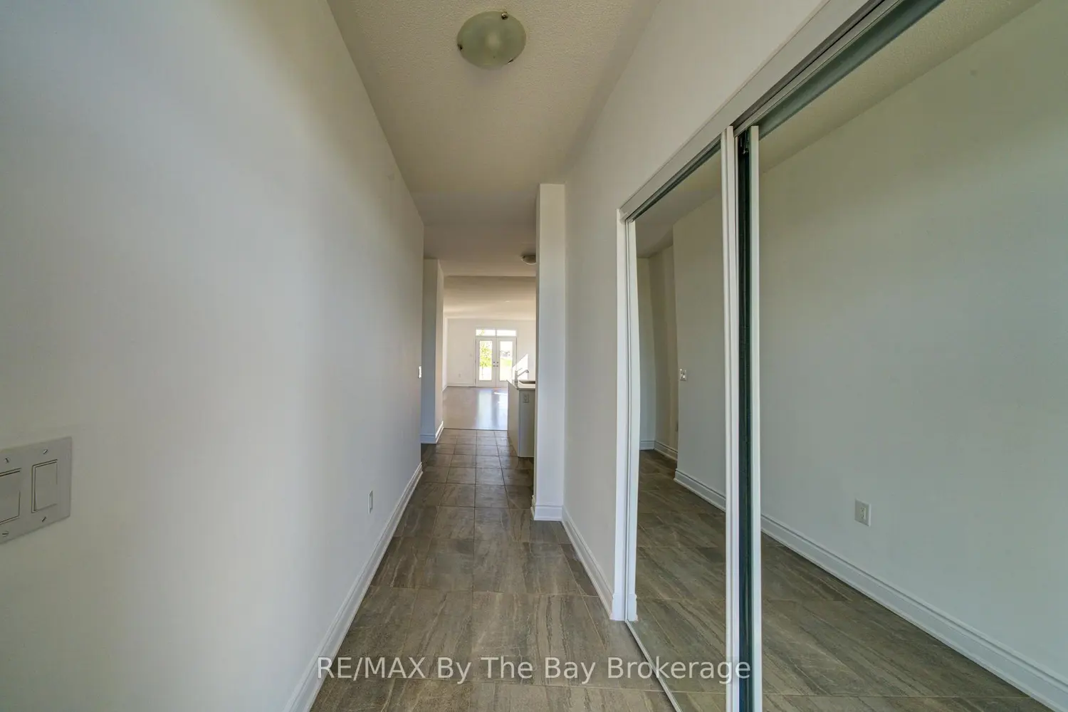 15 Union Boulevard photo 4