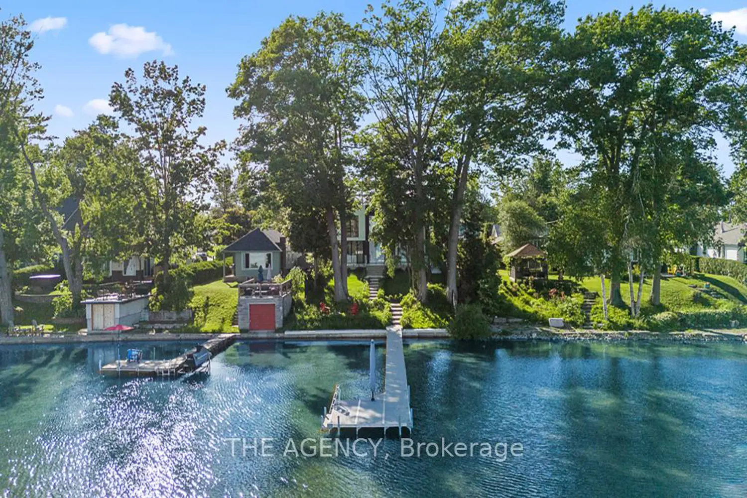 2707 Lakeside Drive photo 2