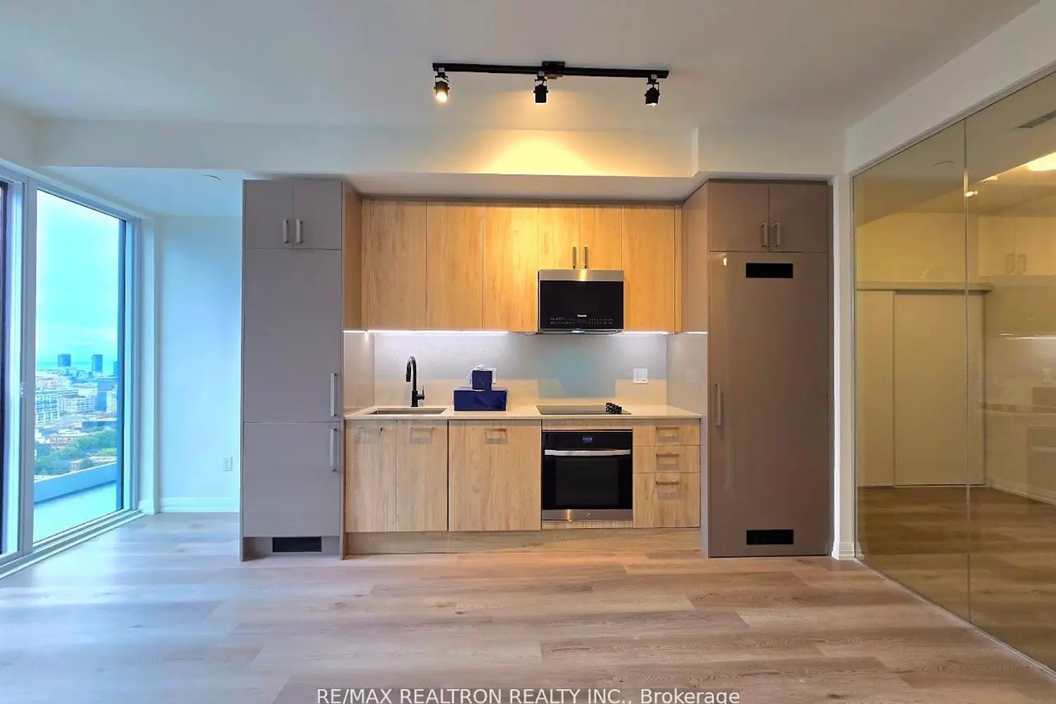 280 Dundas Street 2509 photo 4