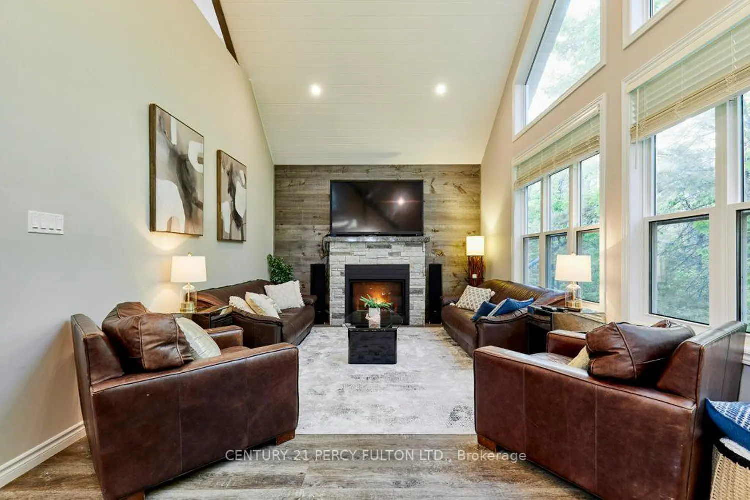 450 Crooked Bay Road photo 2