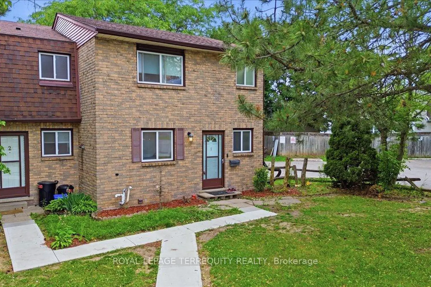 175 Siebert Avenue 1 photo 2