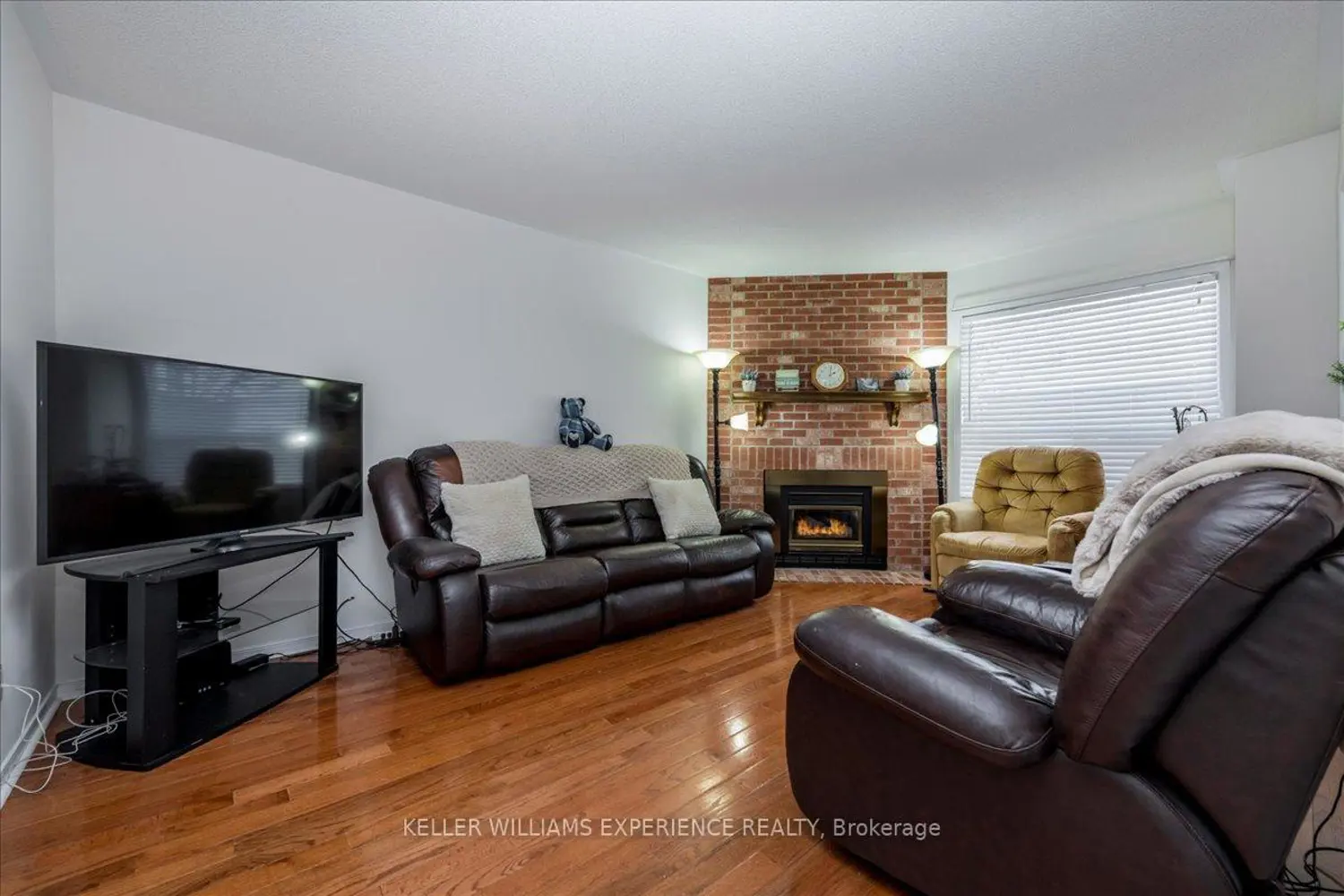 132 James Street photo 5