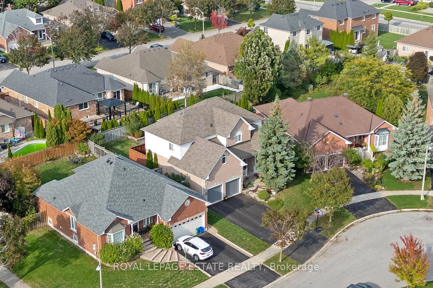 15 Mcgregor Drive photo 3
