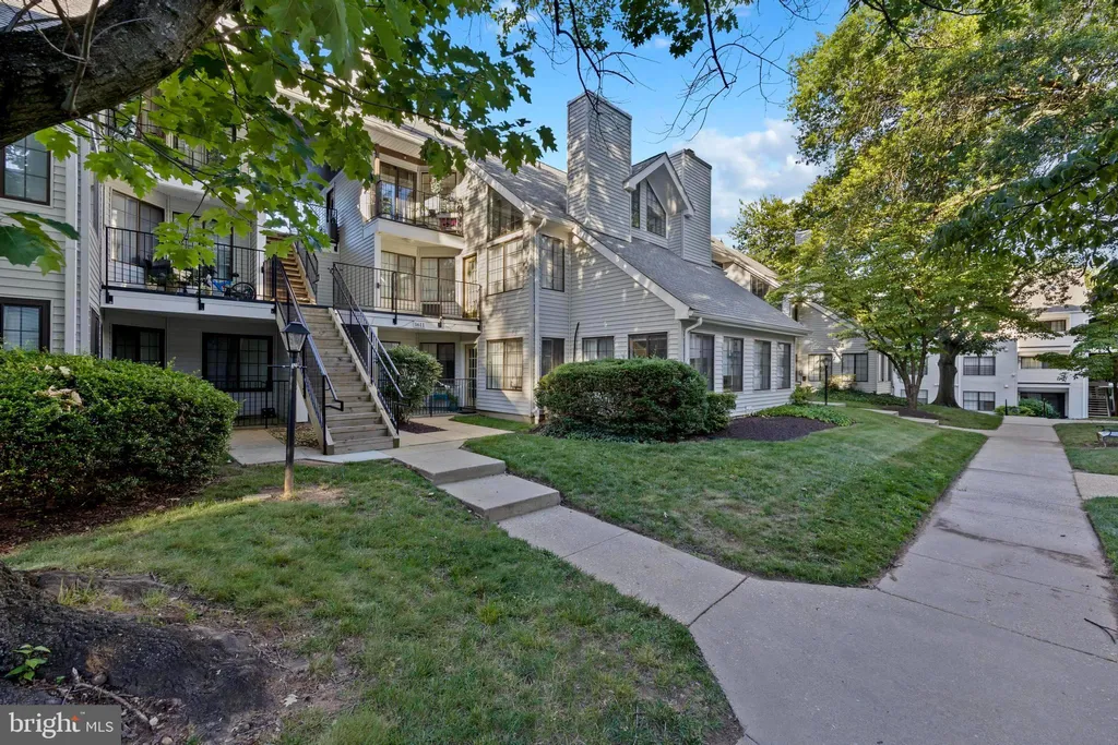 1611 Carriage House Terrace Unit 1611-F, Silver Spring, MD 20904