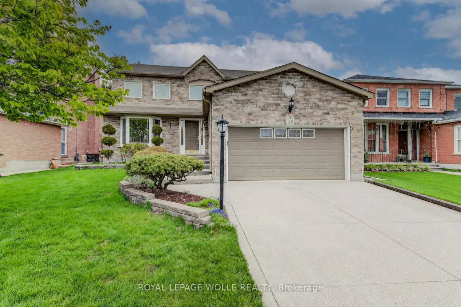 48 Lennox Crescent