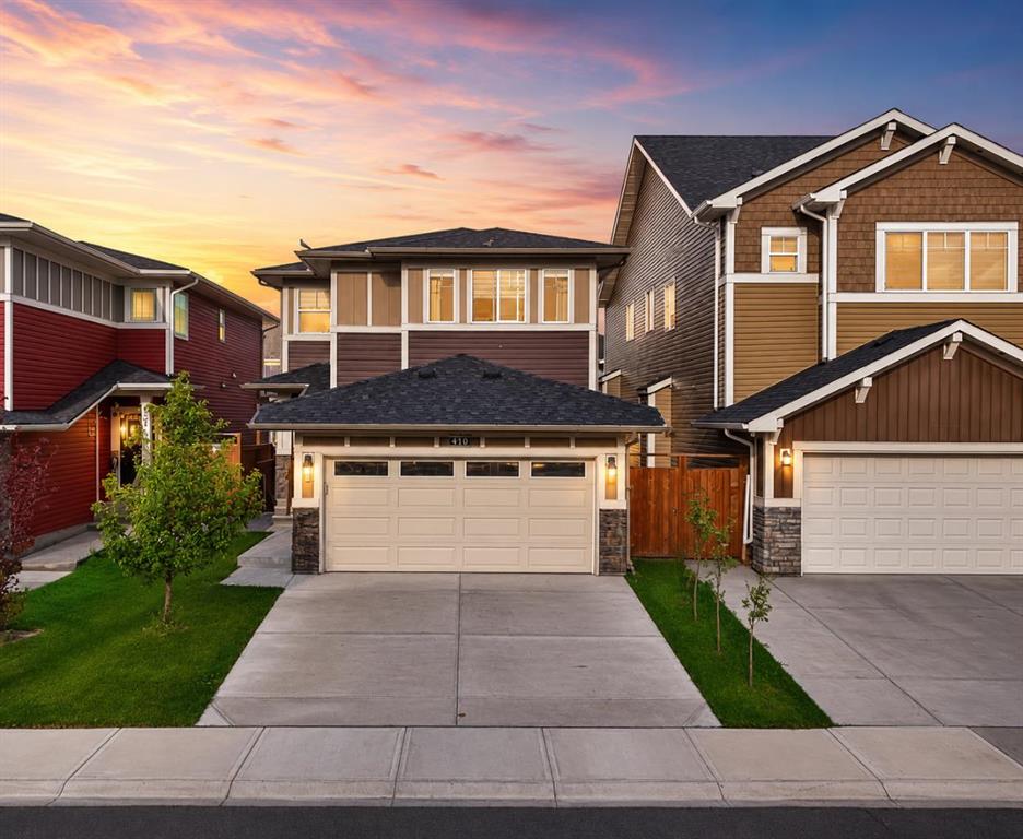 16 Saddlestone Heath NE, Calgary, AB, T3J2B6