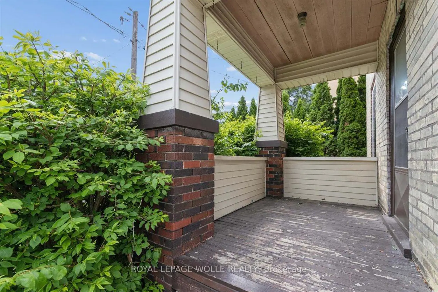 427 Duke Street photo 3