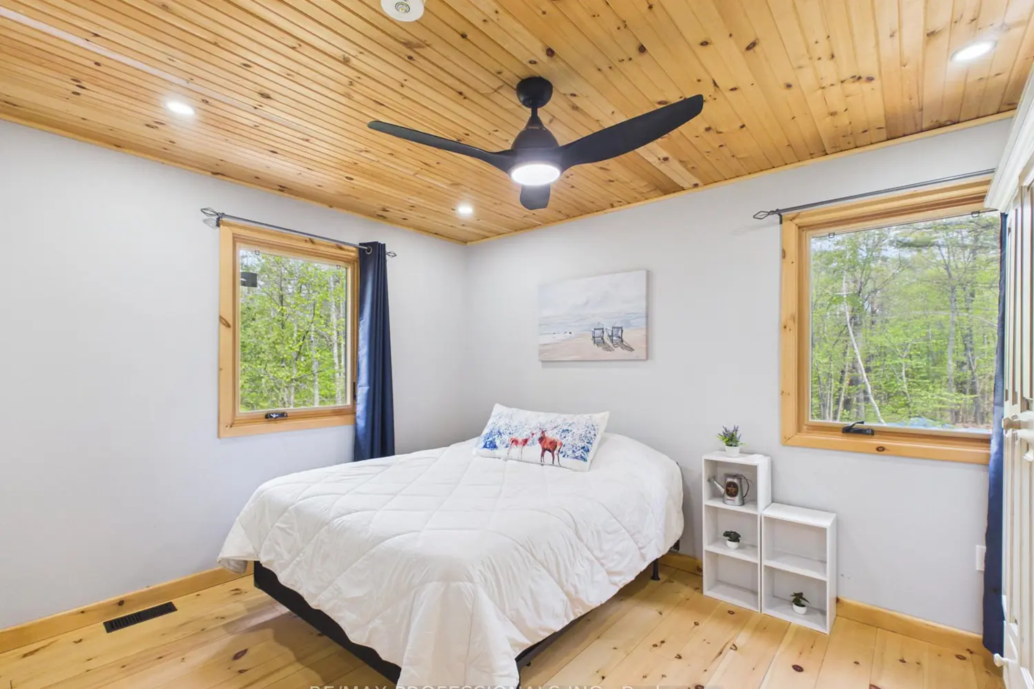1048 Bagley Road photo 3