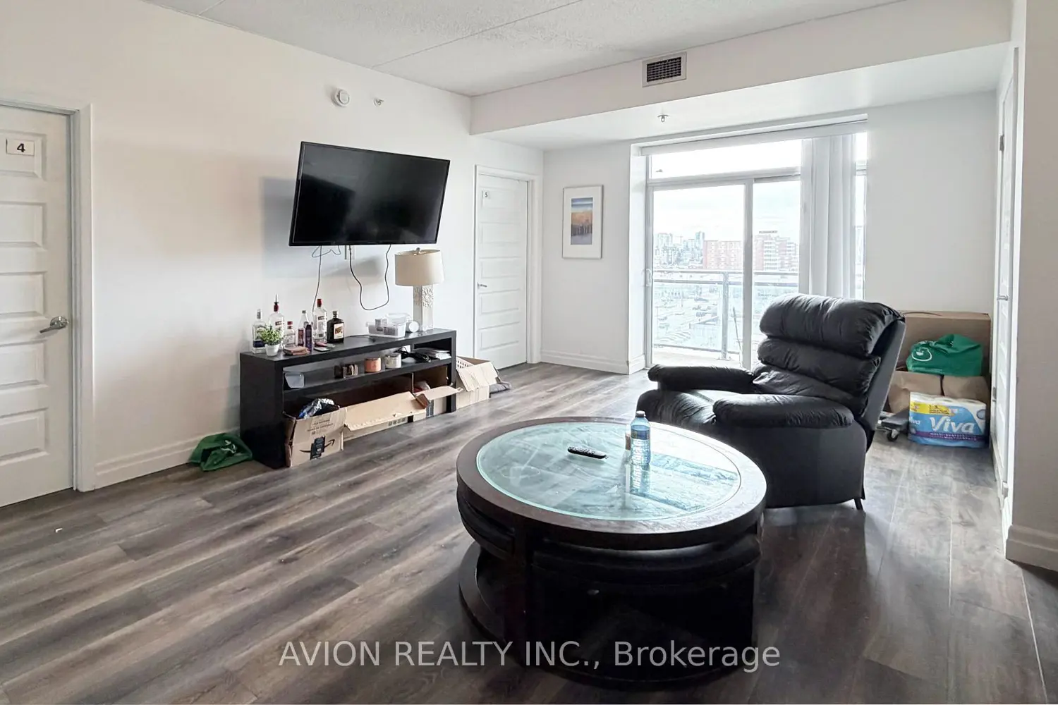 8 Hickory Street 806 photo 5