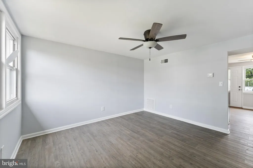 2941 Mallview Road, Baltimore, MD 21230 photo 4