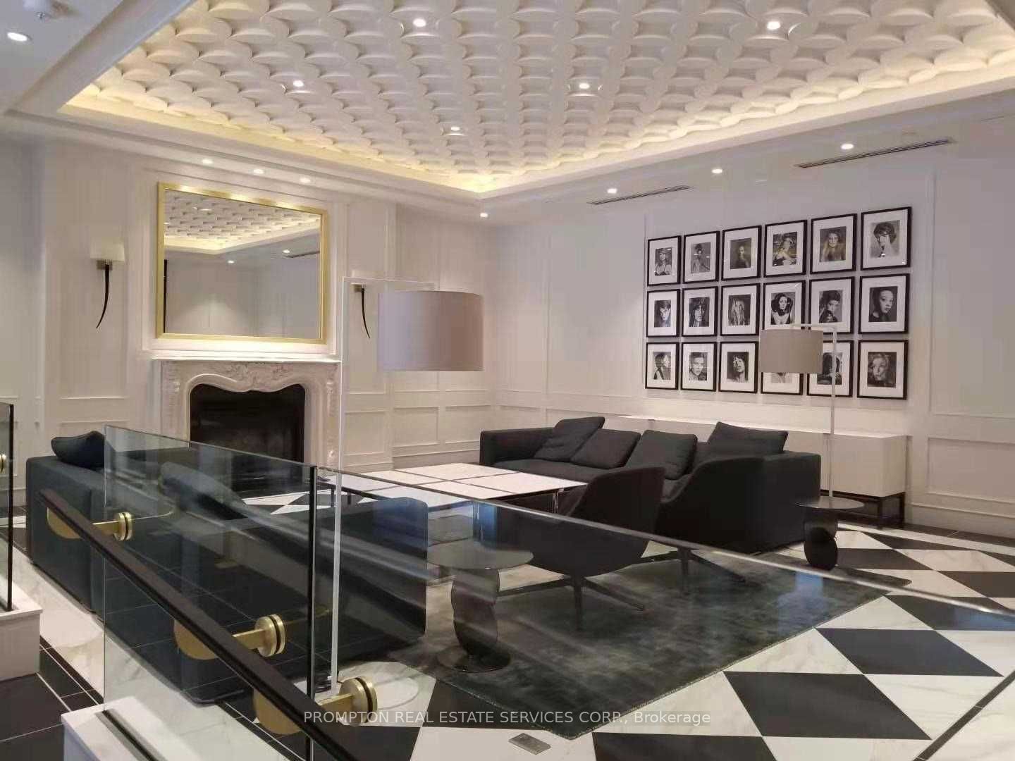 323-955 Bay Street, Toronto, ON, M5S 2A2