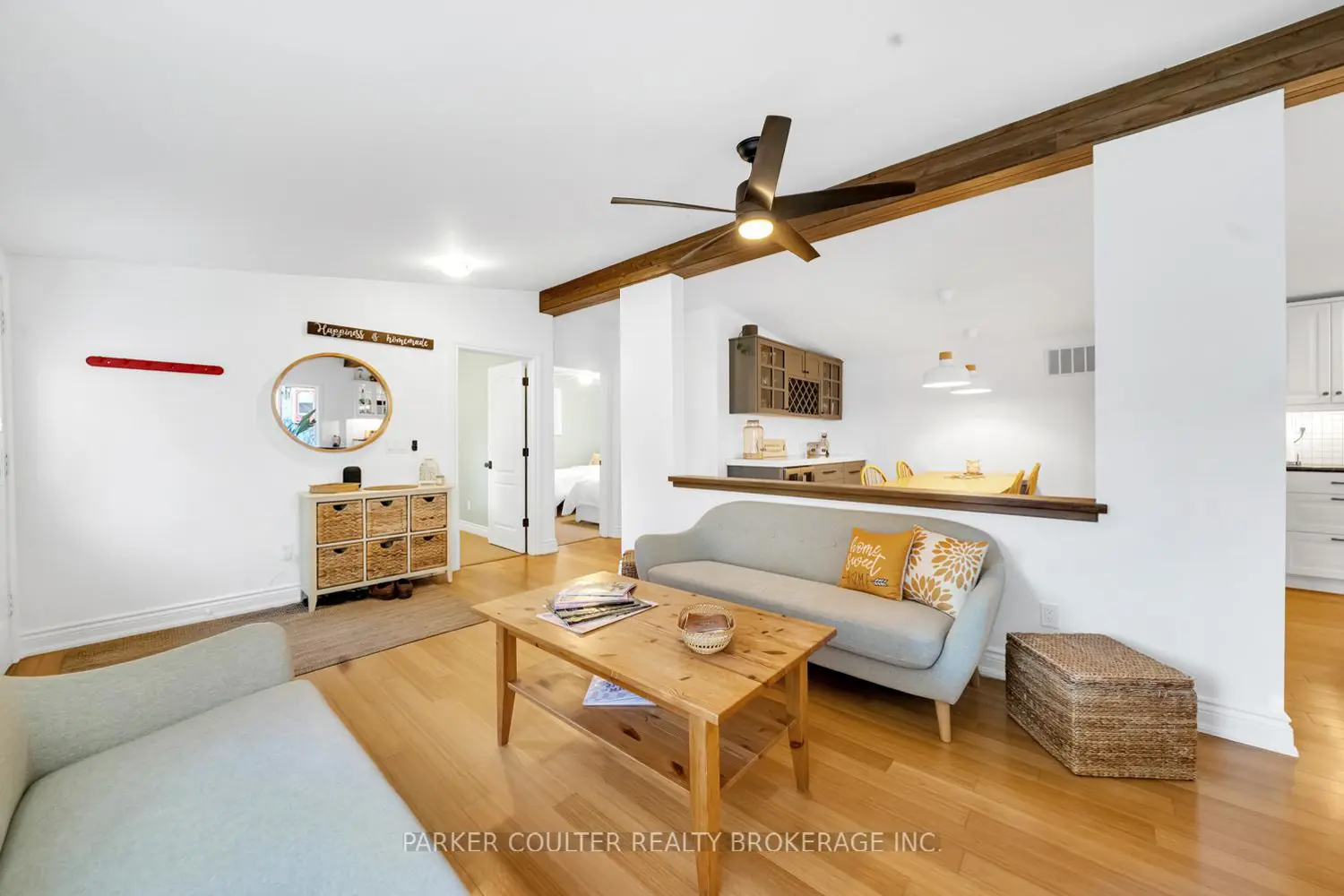 1811 Tiny Beaches Road photo 5