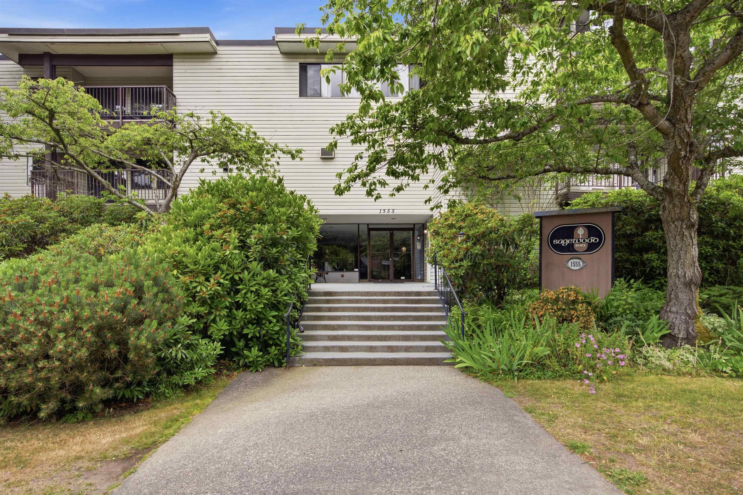 206-1555 Fir Street, White Rock, BC, V4B 4B6