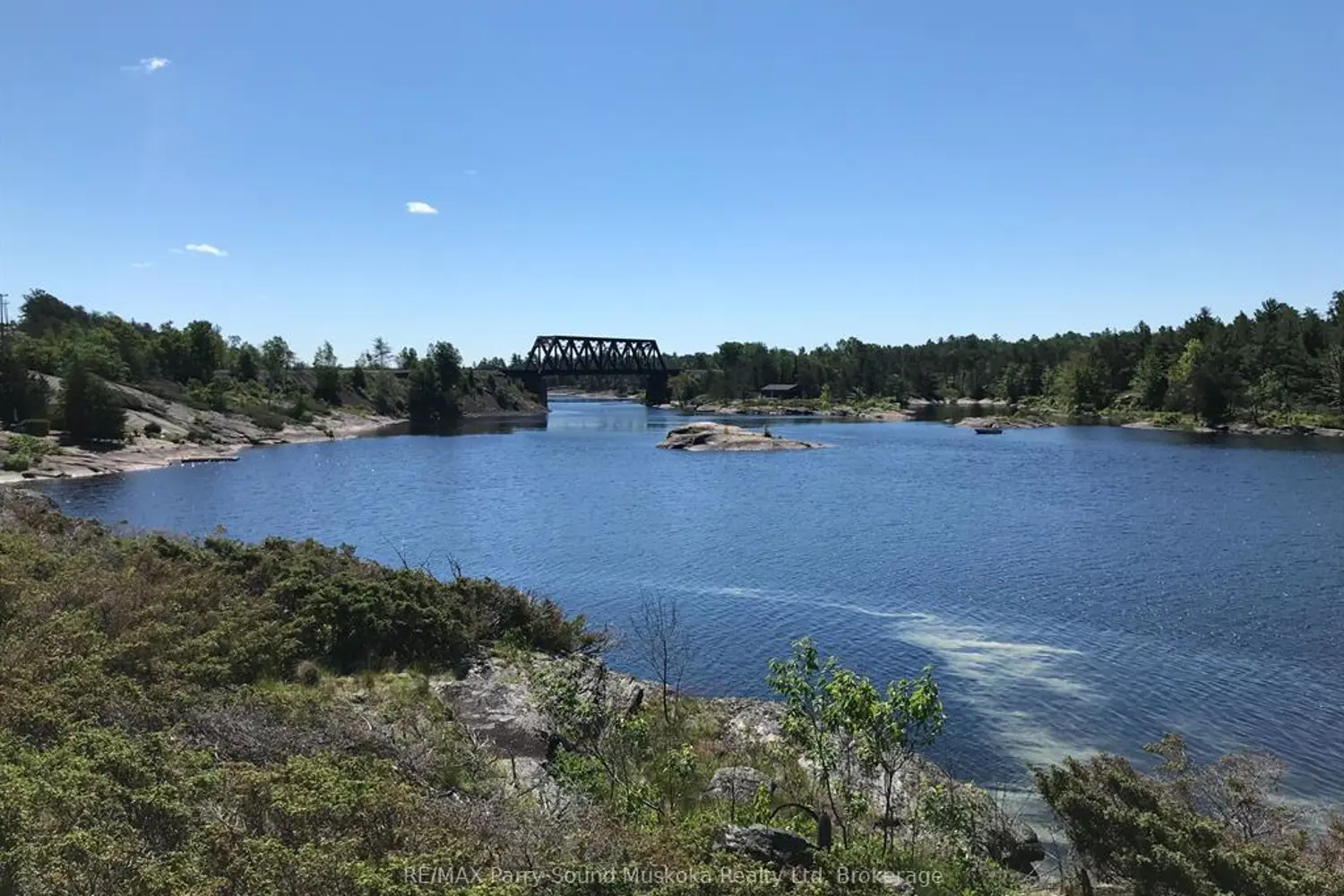 0 Pickerel River photo 3