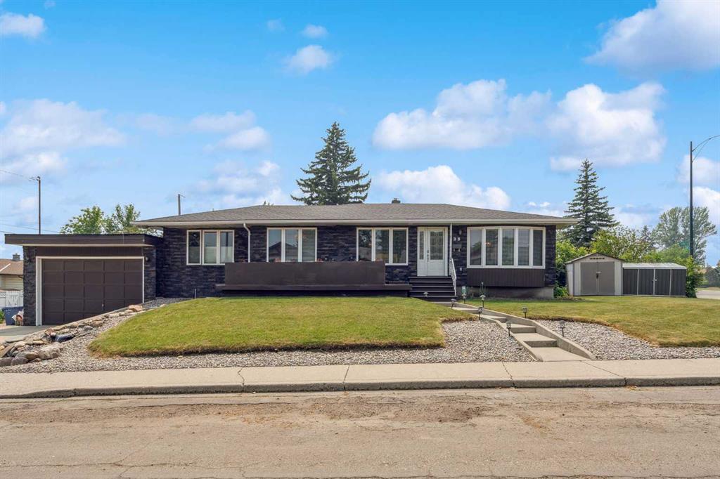25 Manor Road SW, Calgary, AB, T2V 2A1 photo 4