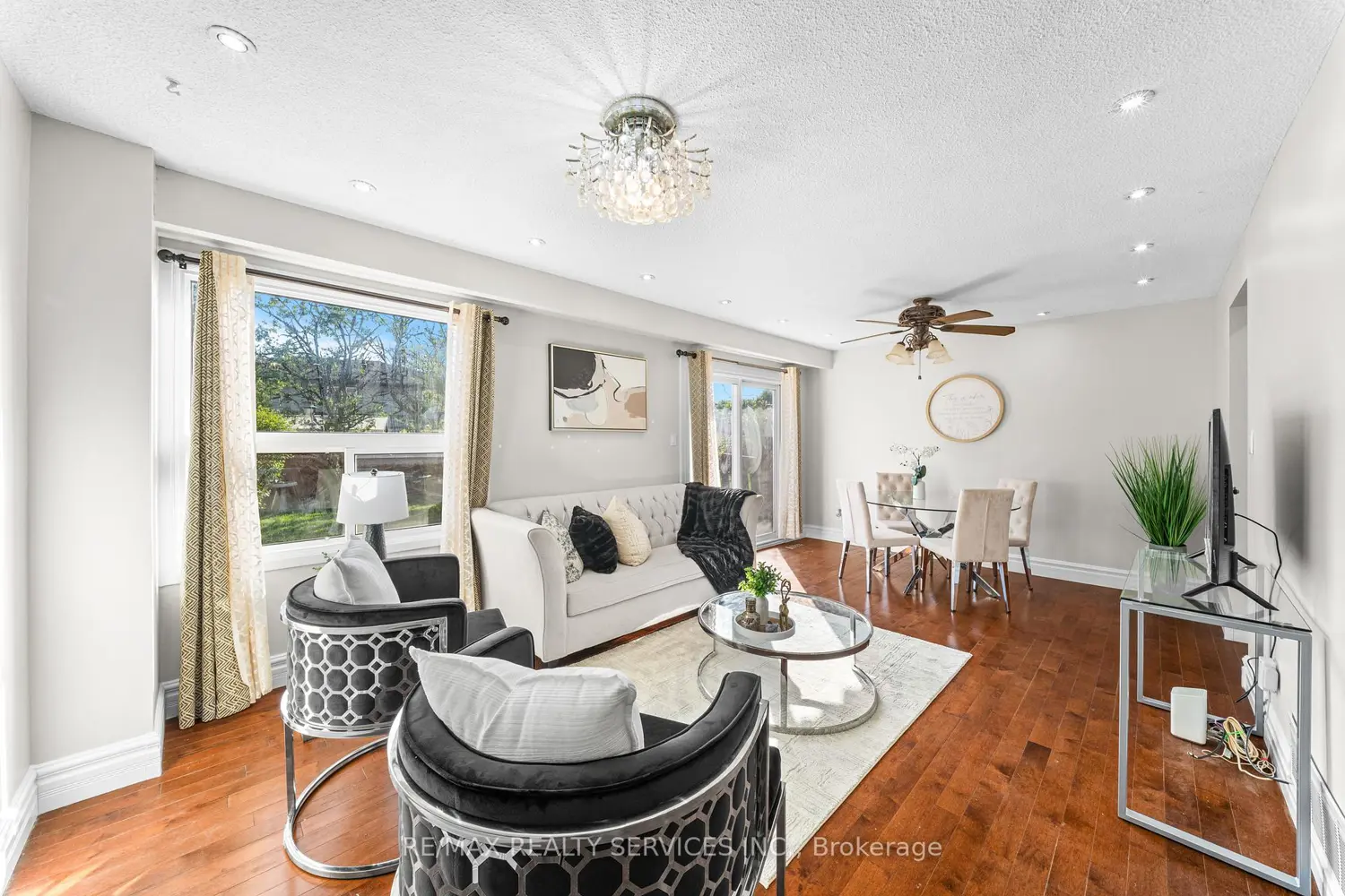 28 Kingswood Drive photo 2