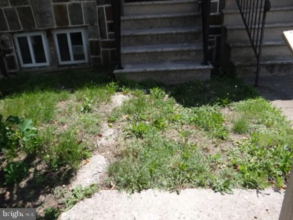 257 S Hilton Street, Baltimore, MD 21229