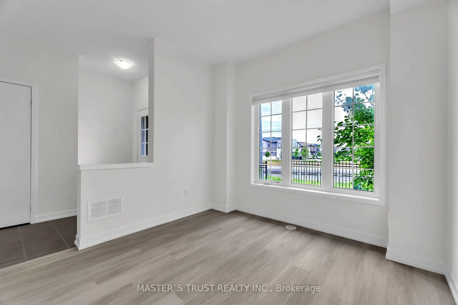 183 Harding Park Street photo 4