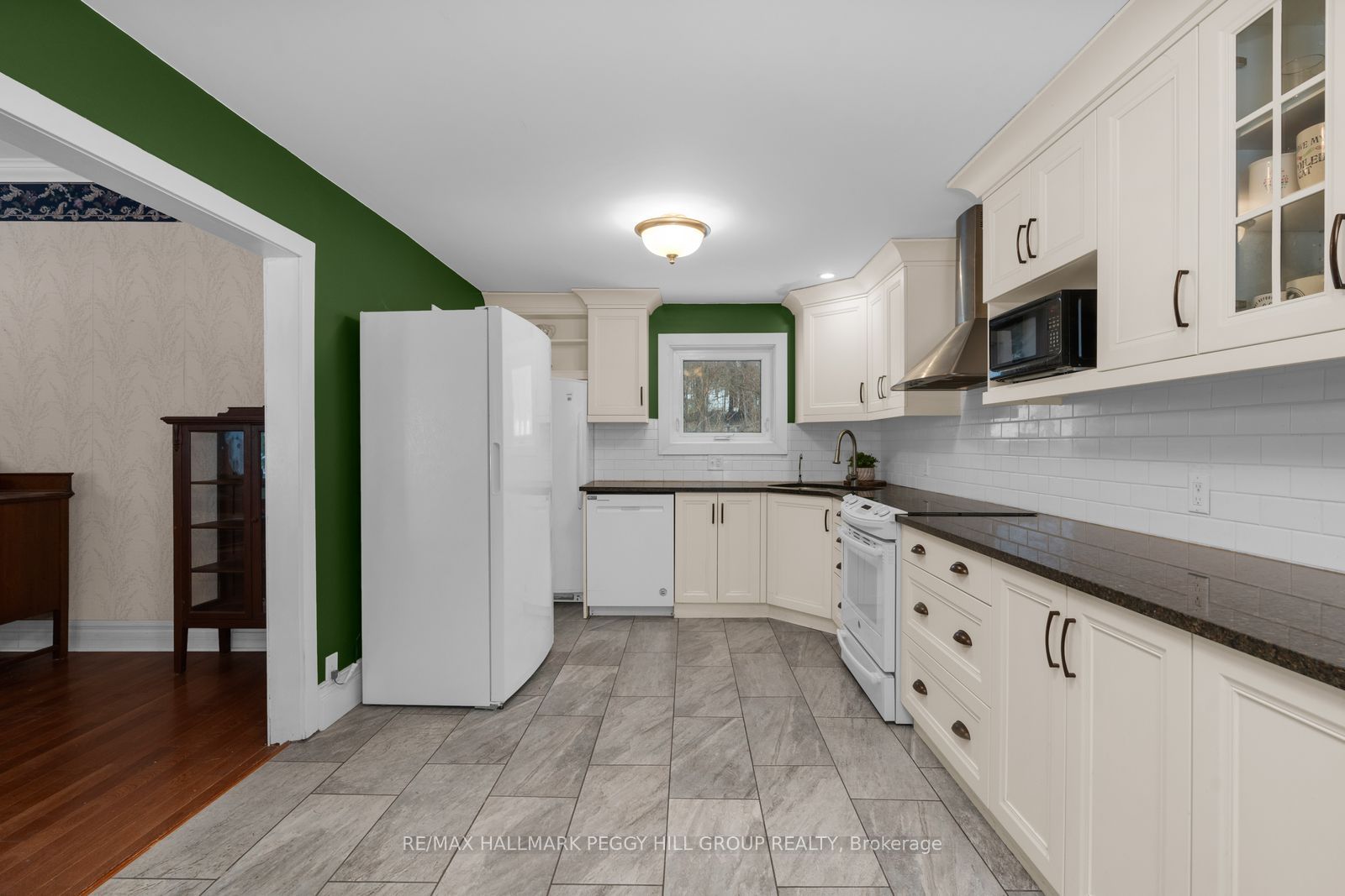 90 Doran Road, Springwater, ON, L9X 0L5 photo 4
