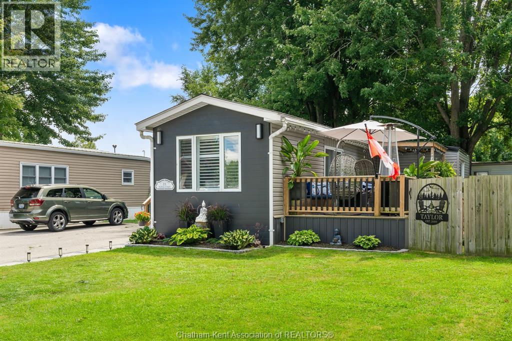 23 Sutton Court, Chatham, ON, N7L4G4 photo 2