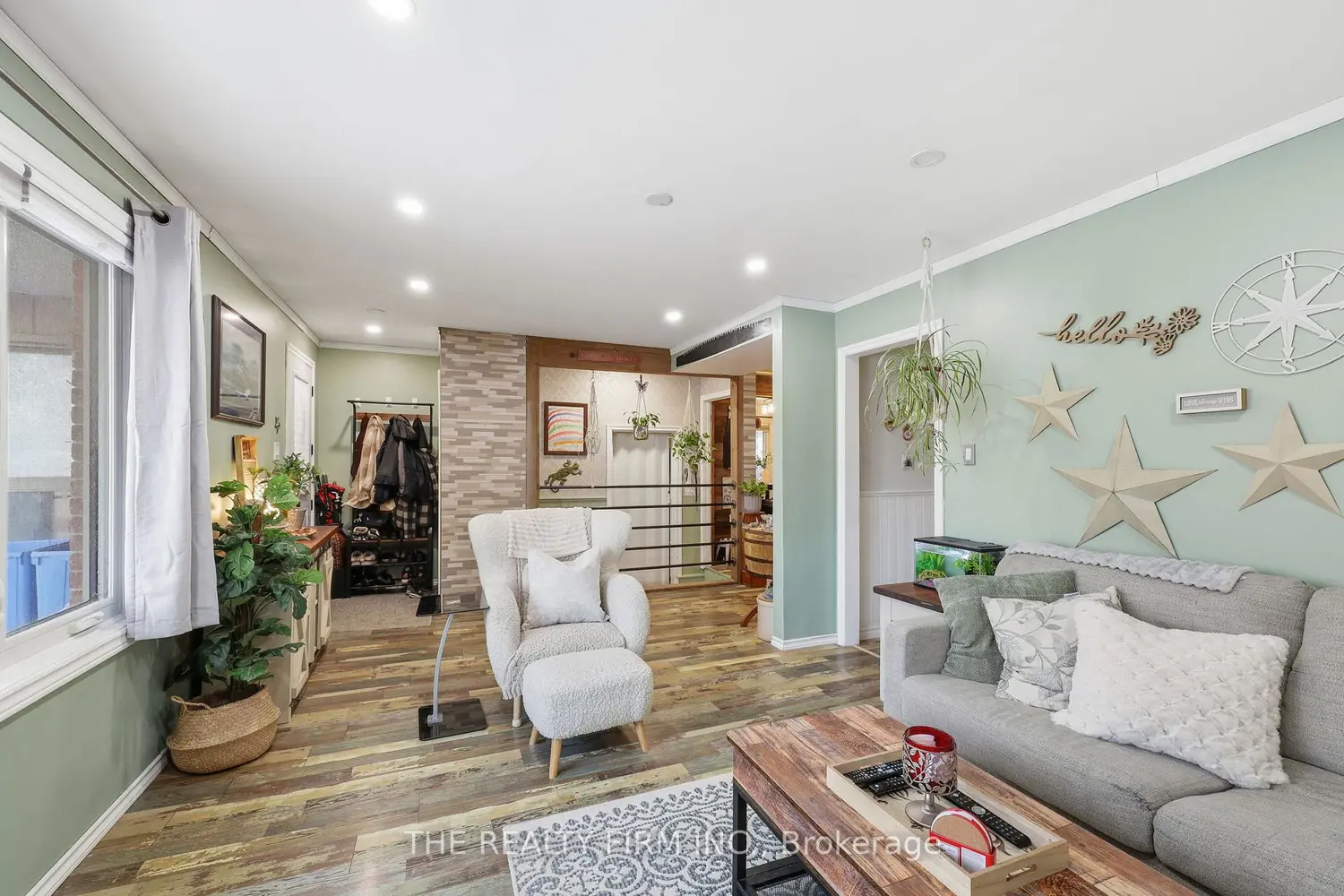 70 Talavera Crescent photo 2