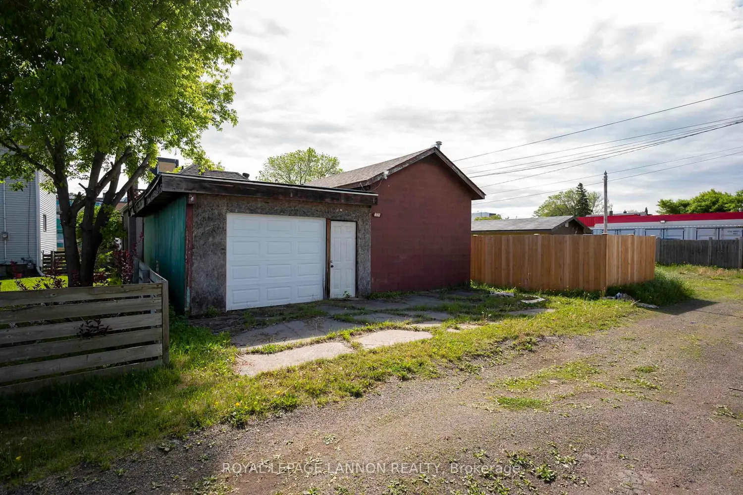 335 Vickers Street photo 5