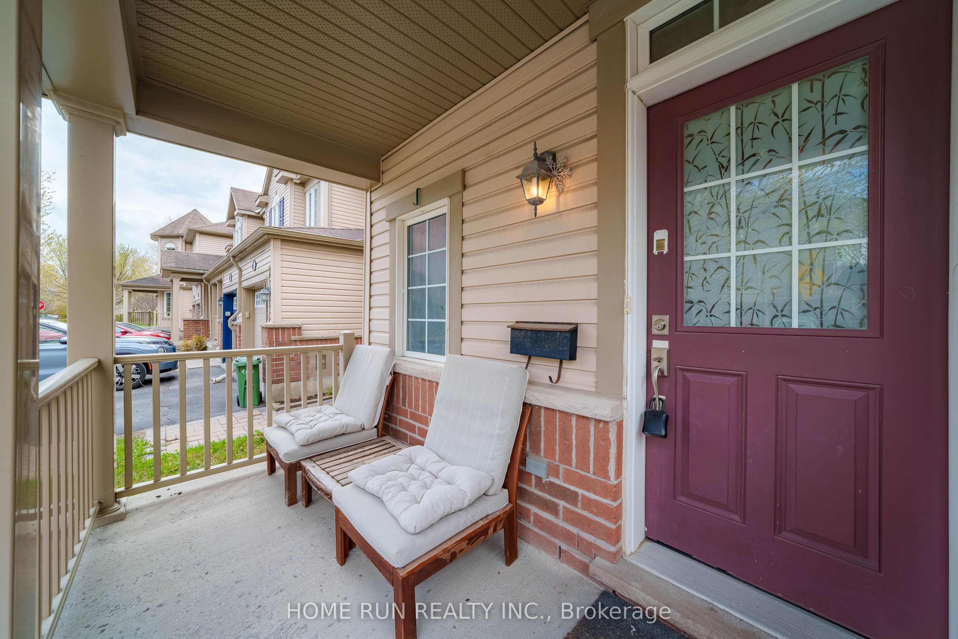 957 Messor Crescent, Ottawa, ON, K2S 0P2 photo 2